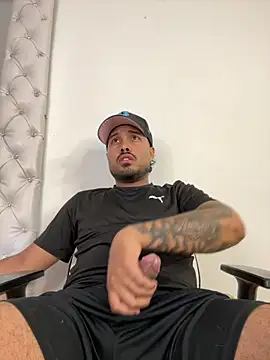 PapiStan live sex cam