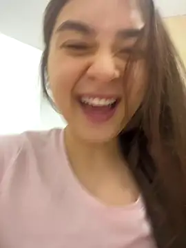 Valentina_ro live sex cam