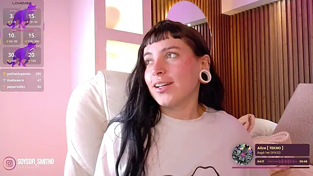 Lucy_Smith2 live sex cam