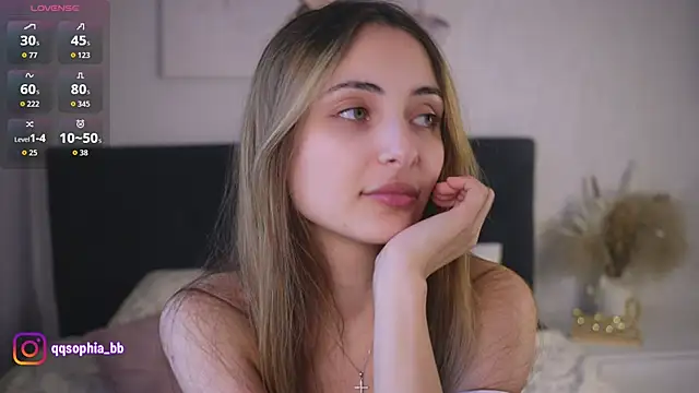 ErinLewist live sex cam