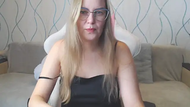 KissKsy's cam snapshot