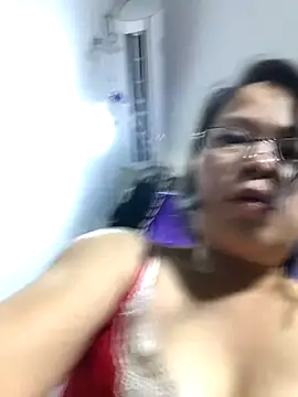 Yes-Baby-A's cam snapshot