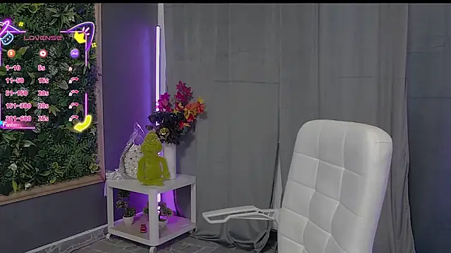 Issa_Jo's cam snapshot