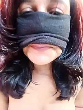 Hotpuja25 live sex cam