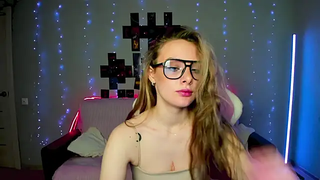 Suzie_Q69's cam snapshot