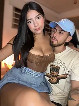 Tomas_Olivia live sex cam