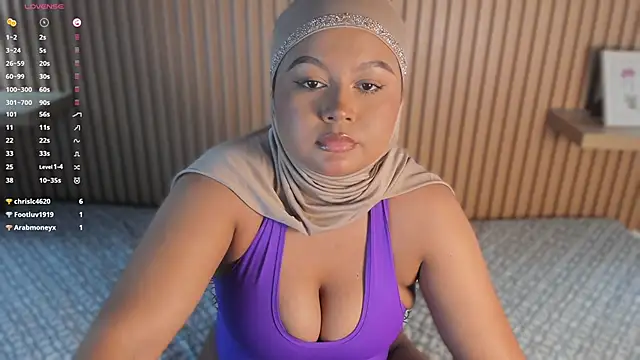 jasmyne_anbar's cam snapshot