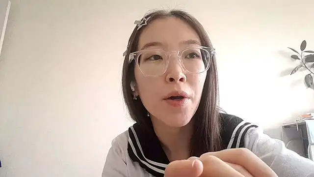 MollyTiger's cam snapshot