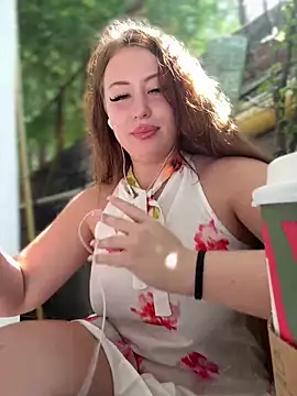 AndreaMood live sex cam