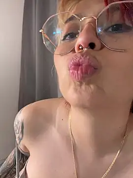 YunoRose_ live sex cam