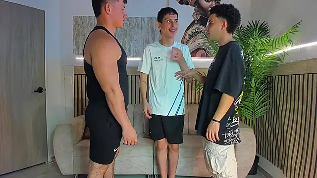 Justingsex1 live sex cam