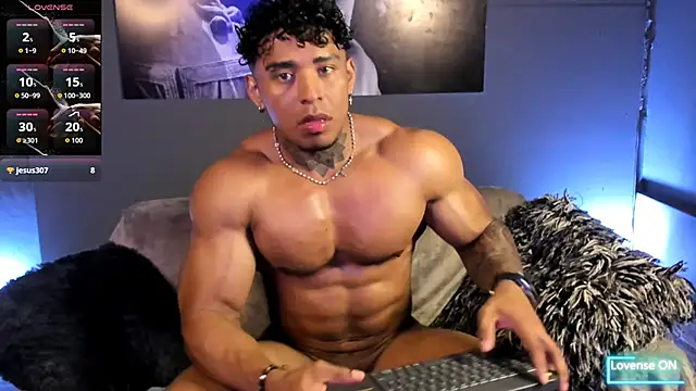 bradley_smith live sex cam