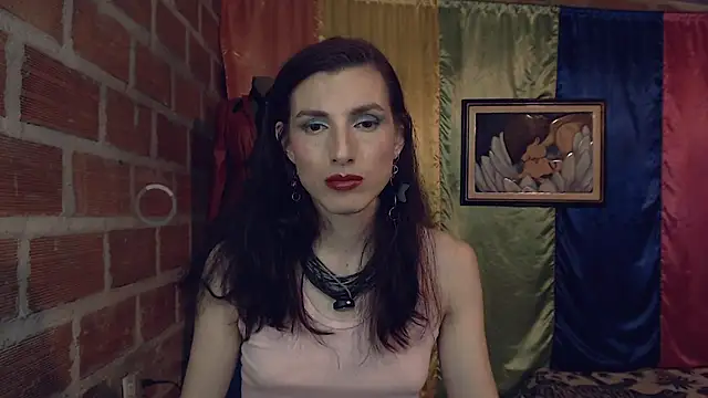 Moira-Hot live sex cam