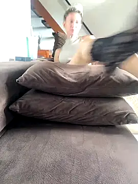 VenusBloom's cam snapshot