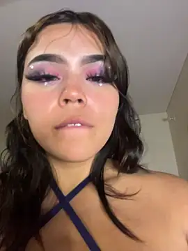 Chloemercury's cam snapshot