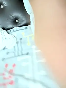 Queen_Daisy live sex cam