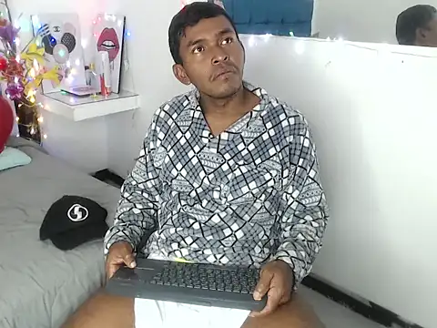 Adam_Morgan2's cam snapshot