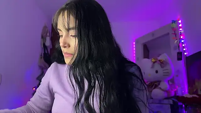 salome_polaniiee's cam snapshot