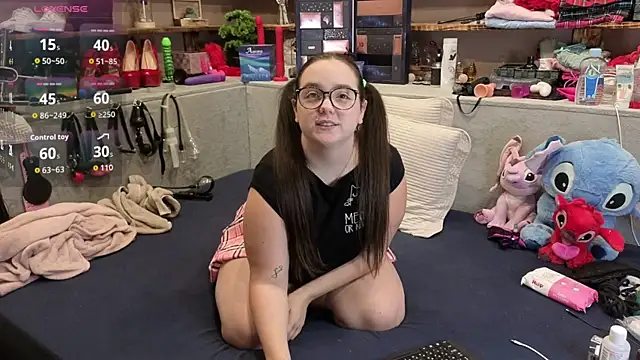 Kimberly-Caprice live sex cam