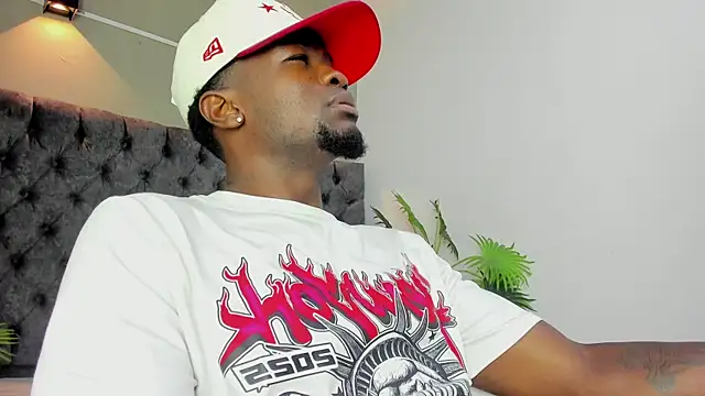 COMPTON_01 live sex cam