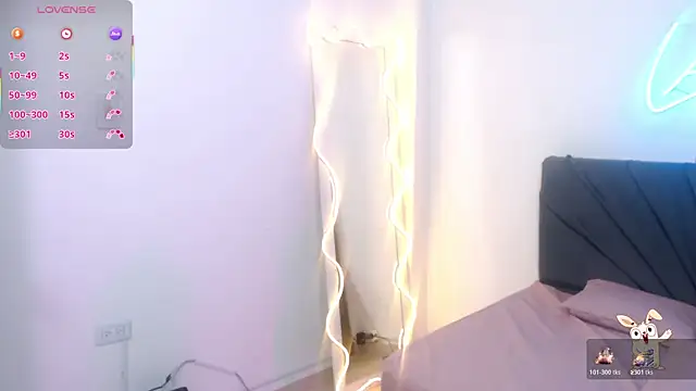 keyra_tay1's cam snapshot