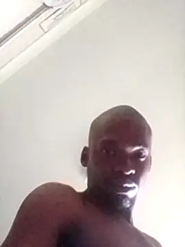 Leftout-'s cam snapshot