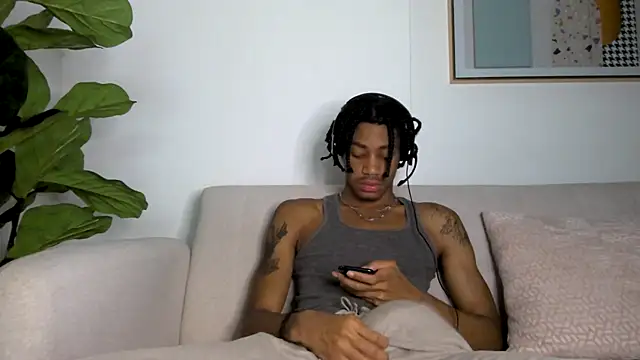 BlackBullTitus live sex cam