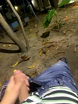 Daniel-900 live sex cam