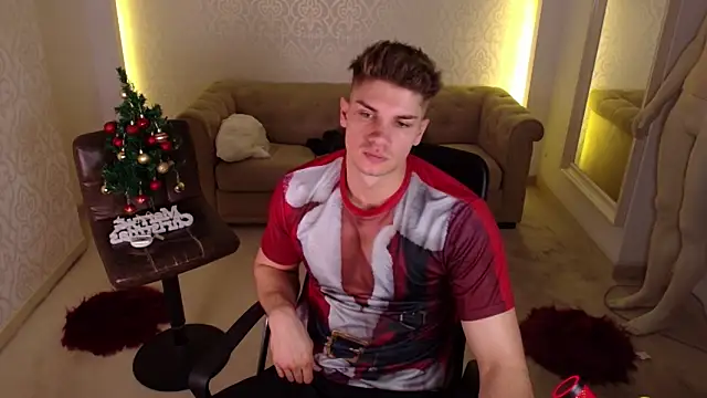 MaxKaiden live sex cam