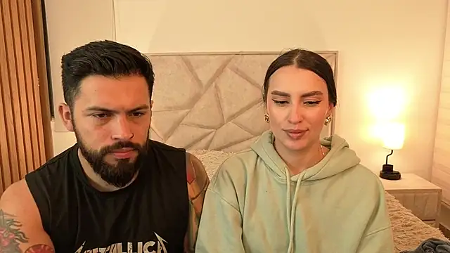 teseo_and_afroditha_'s cam snapshot