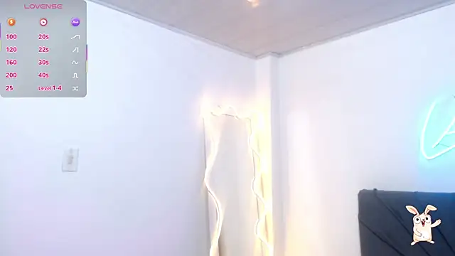 keyra_tay1's cam snapshot