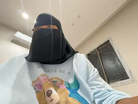 Submissive_Arab live sex cam