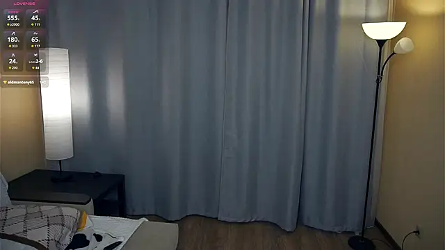 EleneBrach's cam snapshot