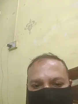 Cute-Charvii's web cam