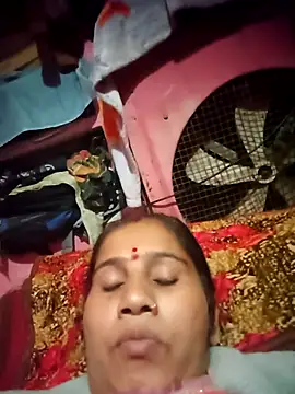 OliveGreen22's cam snapshot