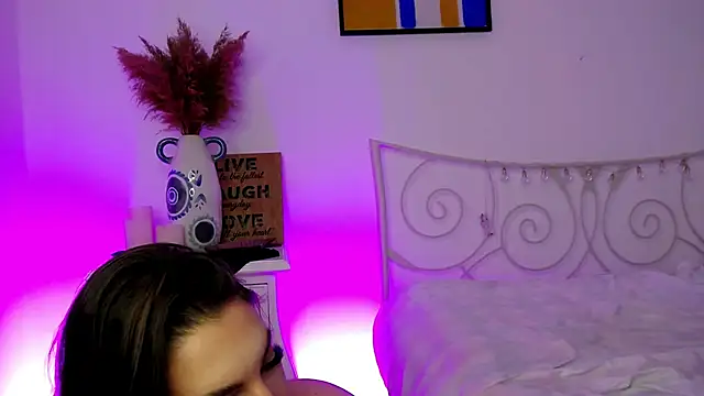 EveHyde's cam snapshot