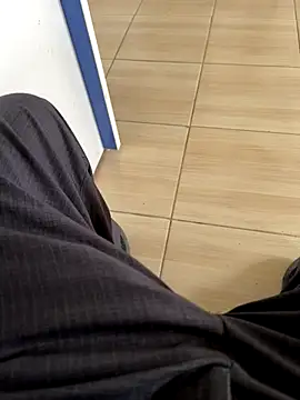 kenanbal0677's cam snapshot