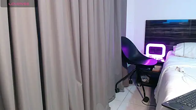 FaustoCock live sex cam