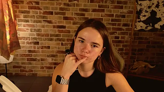 May_Bloom live sex cam