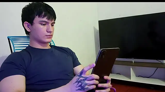 ErickWalton live sex cam