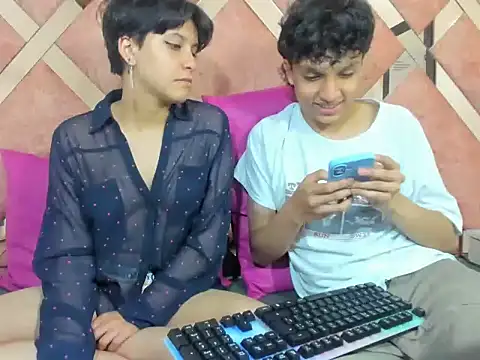 Yui_And_rin_ live sex cam