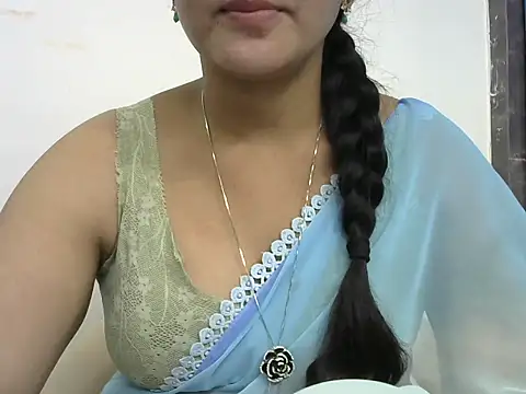 reshmika_reddy live sex cam