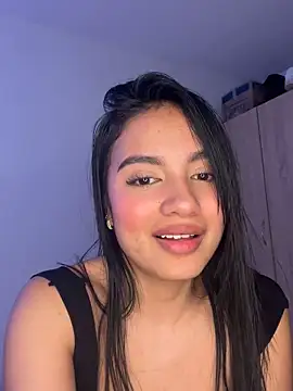 charlo-hot's cam snapshot