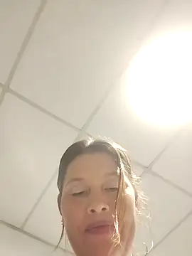 Paola-Lond's cam snapshot