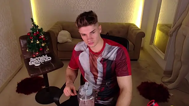 MaxKaiden's cam snapshot