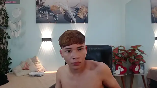 nathanclay's cam snapshot