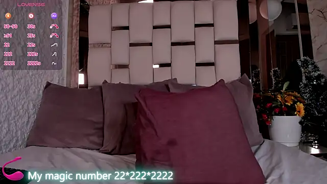 anyi_sweet_titss's cam snapshot