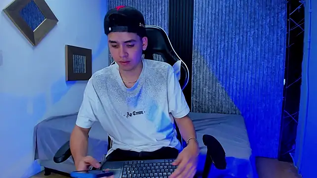 Mike_0233_ live sex cam