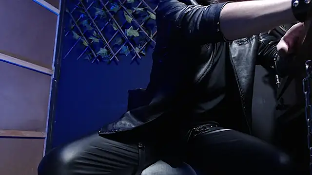 Dicaprioo_ live sex cam