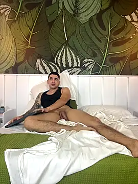 Mike_montoya1 live sex cam